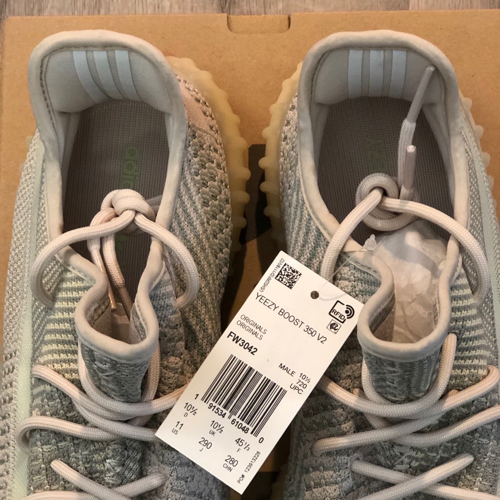 🛑SOLD🛑 Yeezy Boost 350 V2 Citrin Non Reflective - Picture 5 of 11